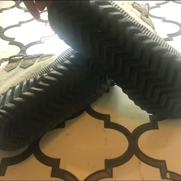 SOLD Sorel Out and About size 8 - Picture 5 of 6